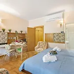 Sonia Studio-pool&balcony Near Vittoriale - Happy Διαμέρισμα Gardone Riviera